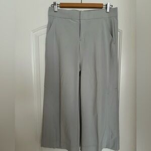 Athleta Crop Pant Sz 4P